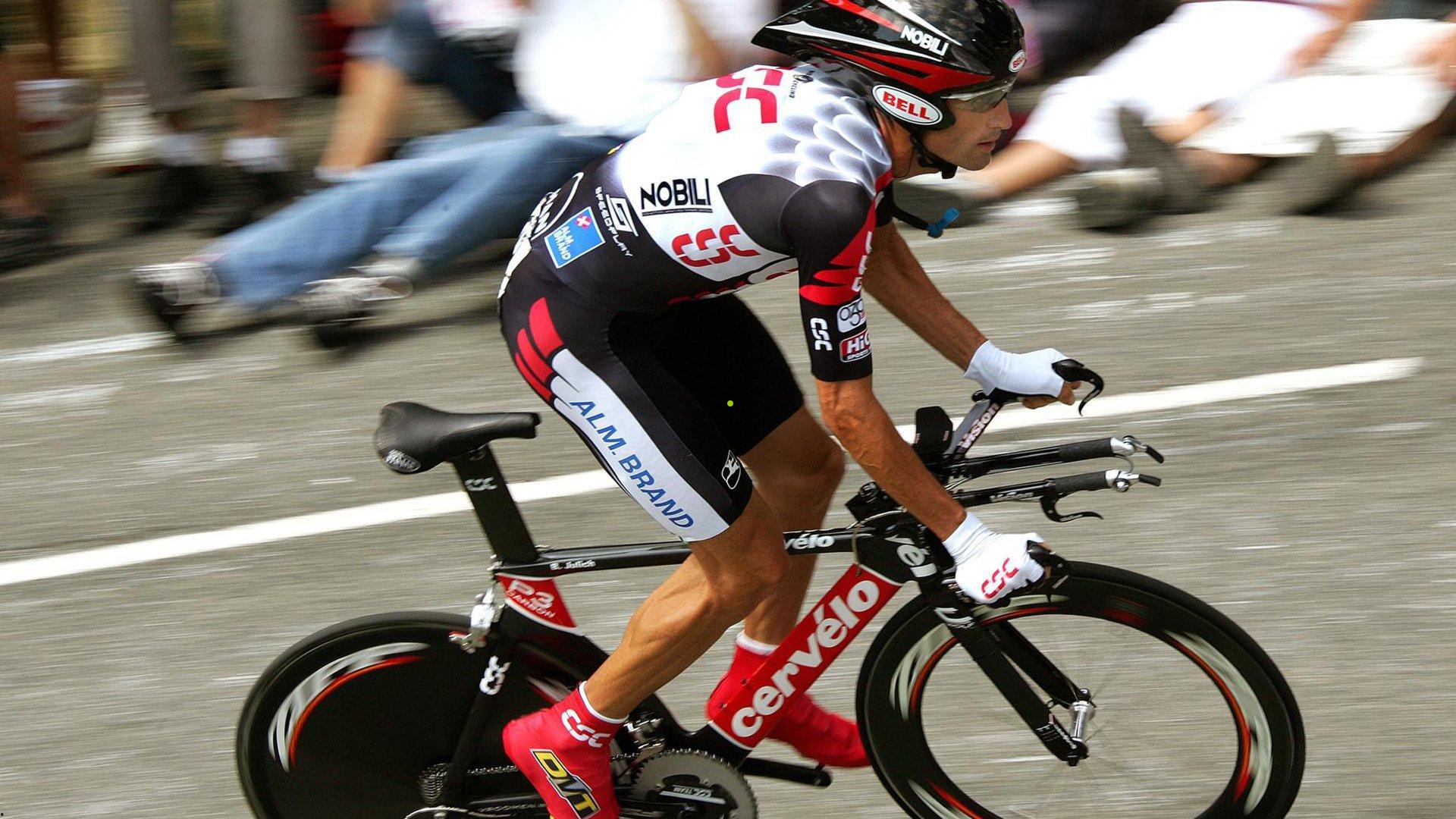 【华体会HTH】王大雷专访，国足亚洲杯誓言拼到底，全队心声不负韶华，不留遗憾