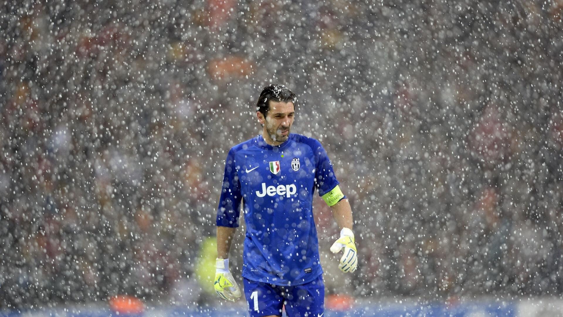 华体会-梅西再创足坛传奇！南美世预赛金靴加冕，生涯第30次荣膺最佳射手