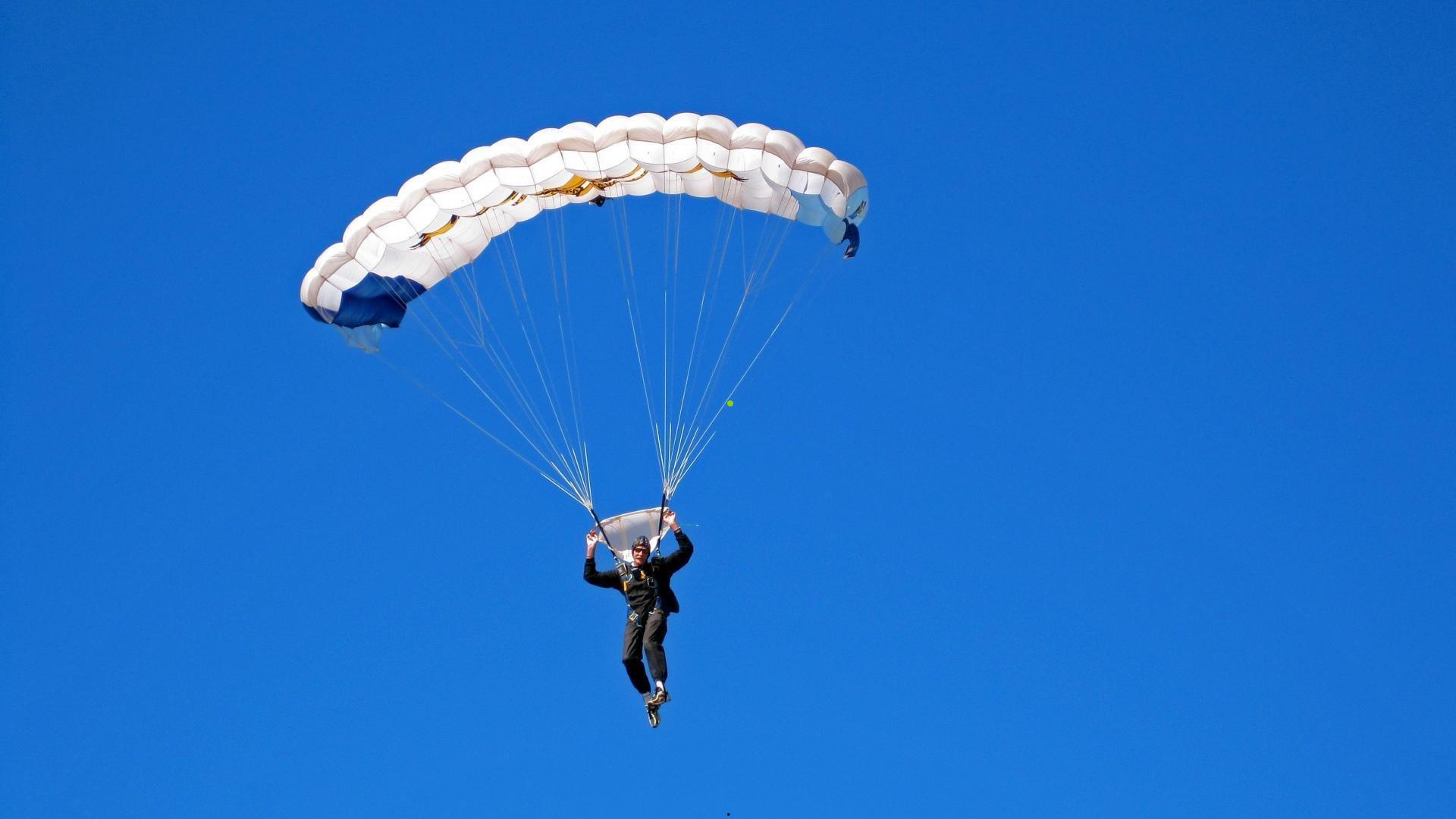 华体会：专访Jacob Fraser，实体运动与电竞融合，体育娱乐新纪元开启